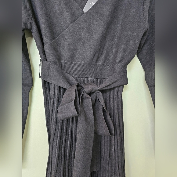 Area Stars Riley Midi Dress w Belth in Black Knit, Long Sleeve, Size Medium - Picture 10 of 16